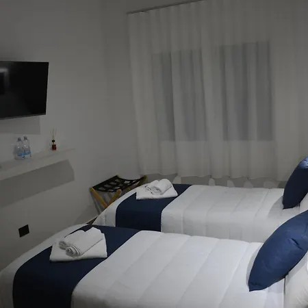 Quarto em Acomodações Particulares Fontana Giulia Sersale