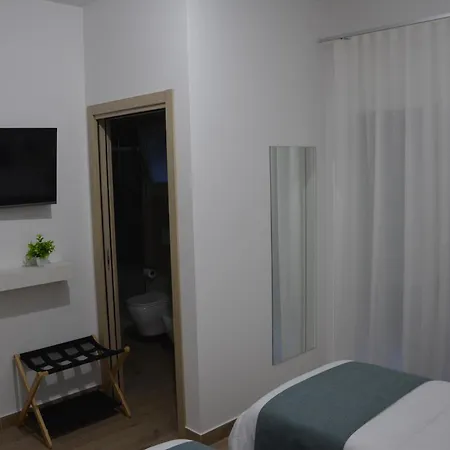 Fontana Giulia Quarto em Acomodações Particulares *