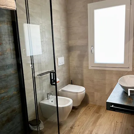 Quarto em Acomodações Particulares Fontana Giulia Sersale