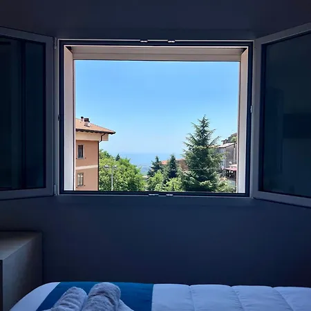 Fontana Giulia Homestay szállás *